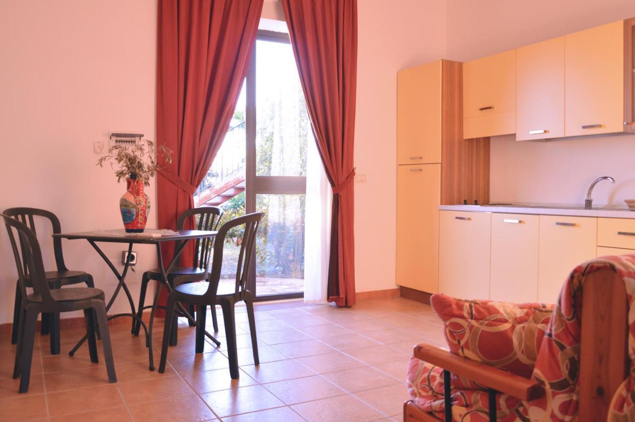 Desusino Residence & Hotel Butera Luaran gambar